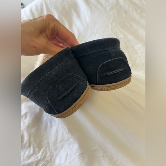 J.Crew Slippers Mens Size 12 Navy Suede Faux Shearling Lined Slip On - Picture 3 of 11
